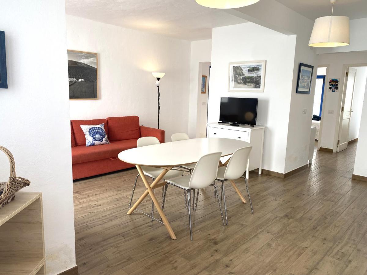 Casa Gabriela Apartment Орсола Екстериор снимка